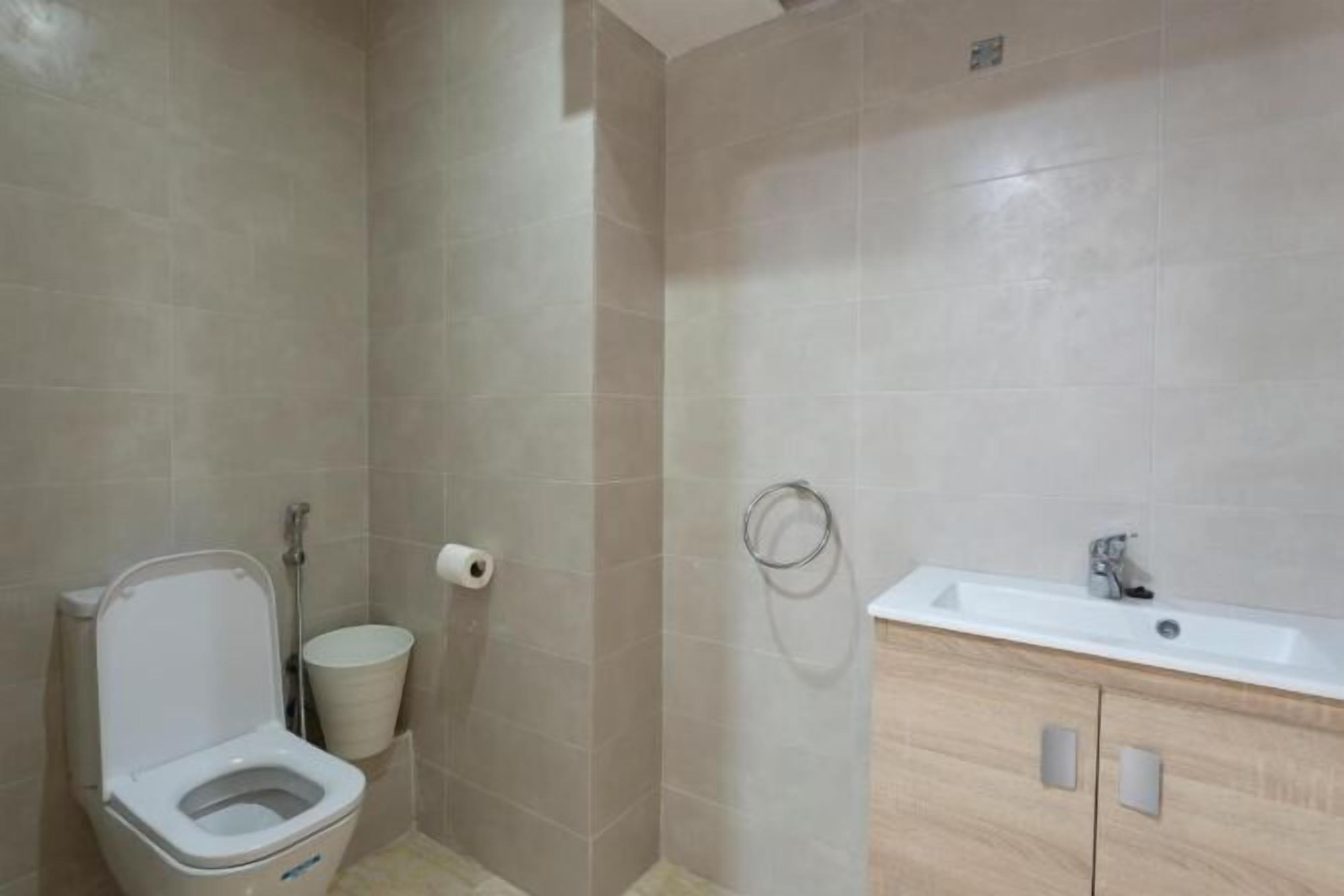 Bathroom | Shower, rainfall showerhead, towels, toilet paper