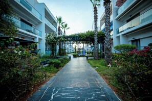 Exterior - Garden Bay Appart'Hôtel (Soualem Trifiya)