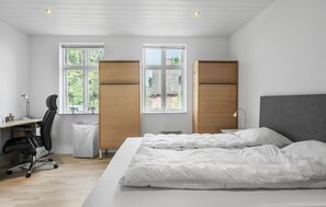 2 bedrooms, free WiFi