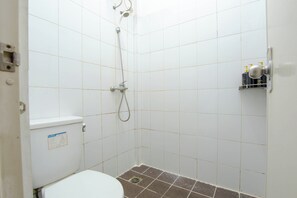 Shower, towels, soap - Athena Syariah Residence (Tangerang)