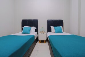 スタンダード ツインルーム | WiFi (無料)