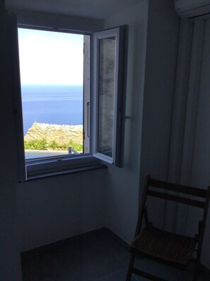 Interior - House with swimming pool_CAP CORSE (Barrettali)