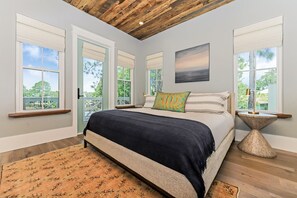 6 slaapkamers, een strijkplank/strijkijzer, gratis wifi, beddengoed