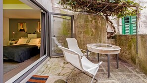 1 camera, ferro/asse da stiro, Wi-Fi gratuito, lenzuola