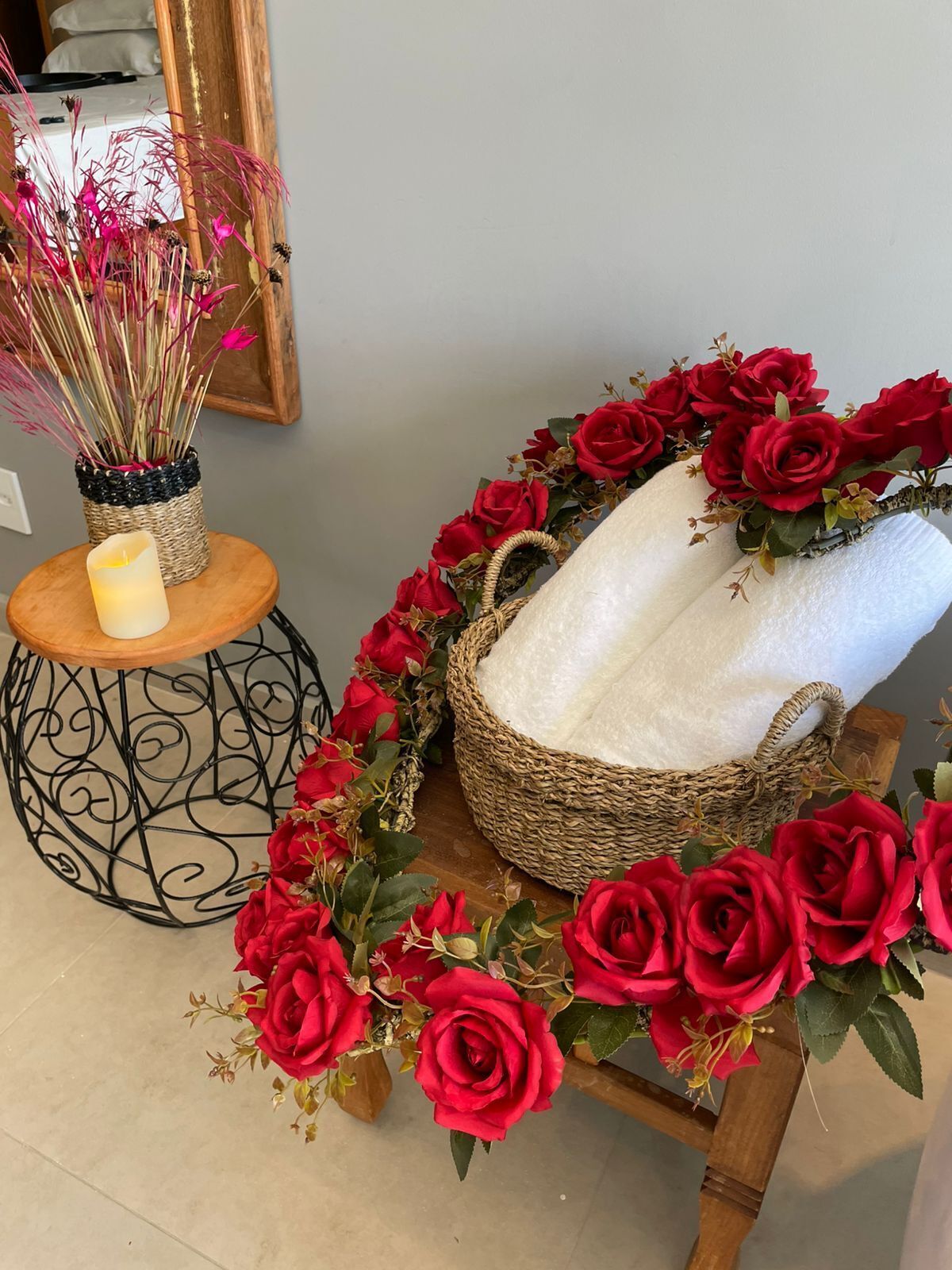 suite, jetted tub | 1 bedroom, in-room safe, free wifi, bed sheets