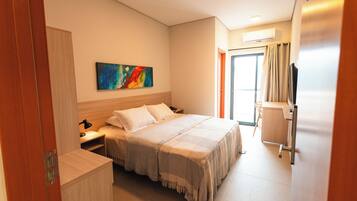 Double Room | 1 bedroom, in-room safe, free WiFi, bed sheets