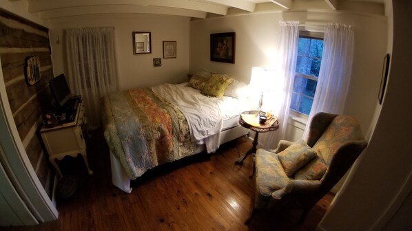 2 chambres, fer et planche à repasser, literie fournie