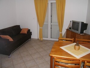 Fernseher