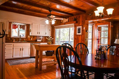 Bungalow on Buckeye - Pet Friendly in West Village