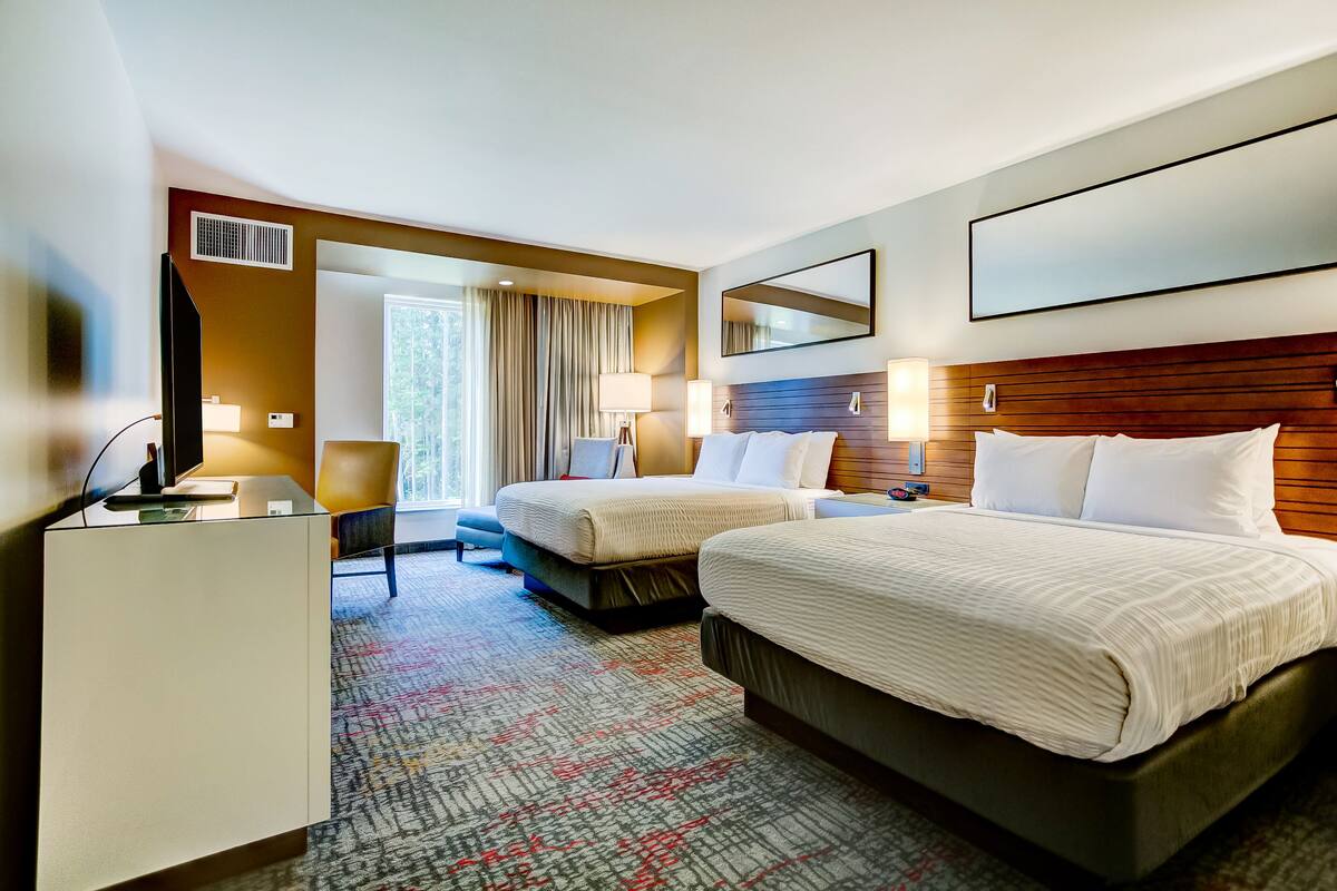 1 غرفة نوم وخزنة داخل الغرفة وستائر تعتيم ومكواة/لوح كي