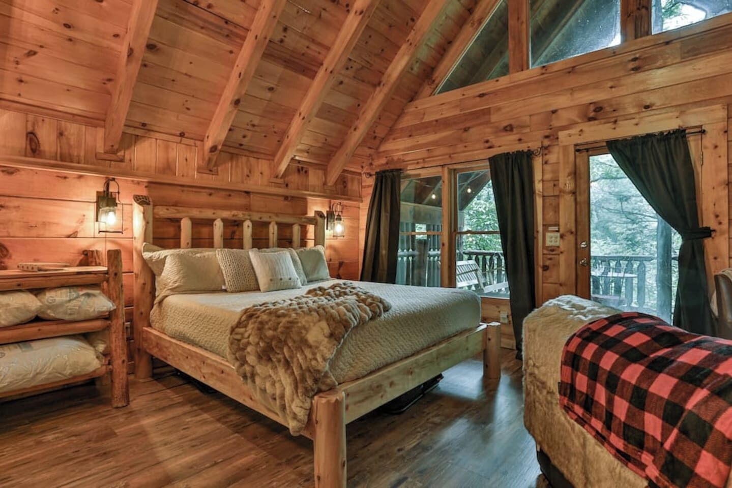 1 bedroom, iron/ironing board, travel crib, WiFi