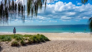 Beach nearby - FAMILY BEACH HOLIDAY HOUSE (WOORIM)