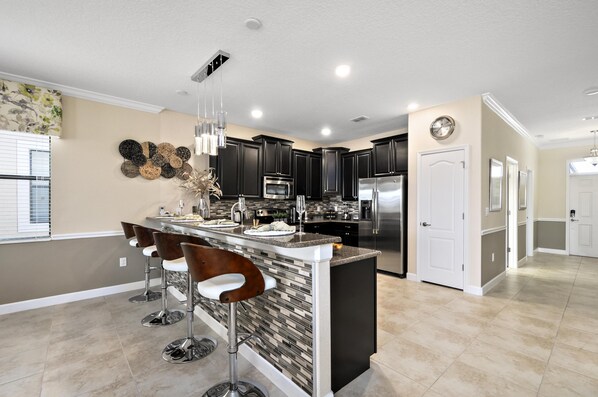 House, Multiple Beds (1433RF- The Retreat at ChampionsGate) | Private kitchen