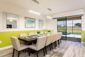 Nhà, nhiều giường (1300BW- Non Renting 5/1/2022 The Retr) | 9 phòng ngủ 