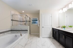 Villa, varias camas (1668MVD - NON-RENTING 6-12-2022 The R) | 6 dormitorios