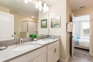 Villa, Multiple Beds (1694MVD-The Retreat at Champions Gate) | Bathroom - 1694mvd-the Retreat at Champions Gate (Davenport)