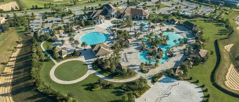 ヴィラ ベッド (複数台) (1424WW - The Retreat at ChampionsGate) | プール | 屋外プール、温水プール