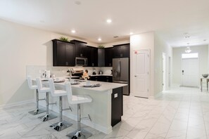 House, Multiple Beds (1585PD-The Retreat at ChampionsGate) | Private kitchen