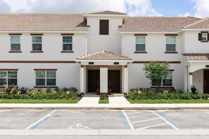 Townhome, Multiple Beds (8919SID-The Retreat at ChampionsGate) | Exterior