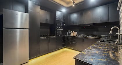 Affordable 5-bedroom house in Lekki Phase 1, first round about