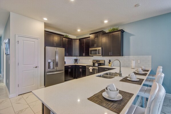 House, Multiple Beds (1513FD - The Retreat at ChampionsGate) | Private kitchen