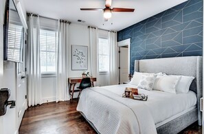 3 Schlafzimmer, Schreibtisch, Bügeleisen/Bügelbrett, kostenloses WLAN