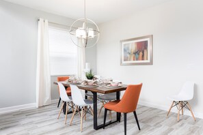 Maison, plusieurs lits (1576TL-The Retreat at Champions Gate) | Restauration
