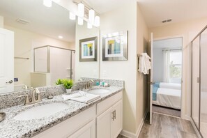 Bathroom - 9042sid- The Retreat at Championsgate (Davenport)