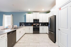 Casa, varias camas (1664MVD-The Retreat at ChampionsGate) | Cocina privada