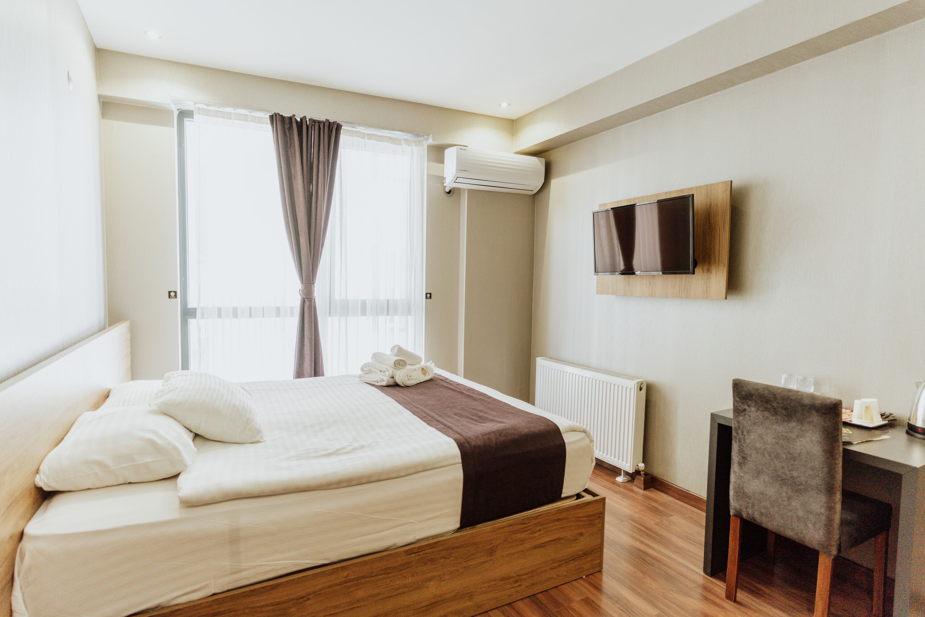 standard double room, non smoking, city view | 1 bedroom, premium bedding, minibar, desk