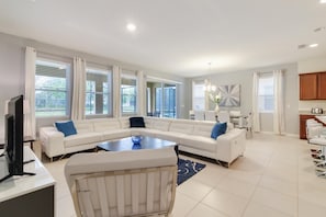 House, Multiple Beds (5264OBA- Solterra Resort) | Living area