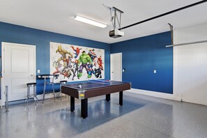 House, Multiple Beds (8830ILC - The Retreat at ChampionsGat) | Game room