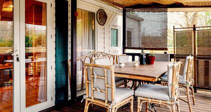 Lovely (sta)caravan in Livry-sur-Seine