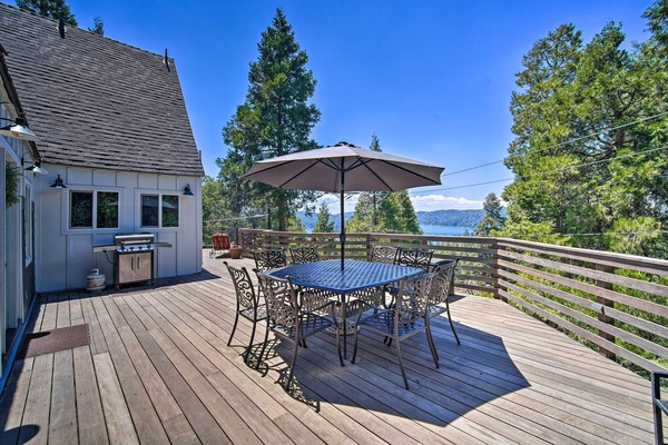 Lake Arrowhead Vacation Rental | 4BR | 2BA | Stairs Required | 1,200 Sq Ft