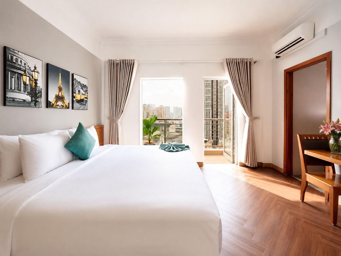 Minibar, in-room safe, desk, blackout curtains