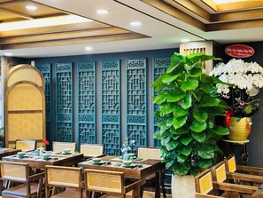 Restaurant - Happy Life Green Hotel (Ho Chi Minh City)