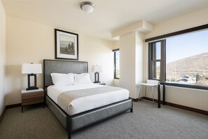 1 bedroom, iron/ironing board, Internet, bed sheets