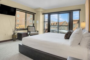 2 bedrooms, iron/ironing board, Internet, bed sheets