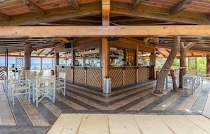Bar (in der Unterkunft)