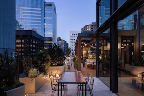 Bar (on property) - Little National Hotel Sydney (Sydney)