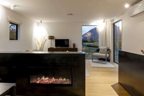 Interior - Modern Luxury Jacks Point Living | Stay Soudley (Jacks Point)