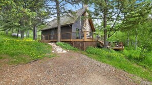 Exterior - Into the Woods Cabin (Red Lodge)