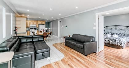 Beach1,com - Riverfront Resort - #36