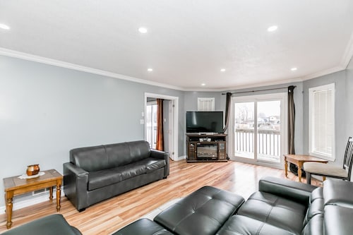 Beach1 - Waterfront Resort - #36 - Hot Tub, Fire Pit More