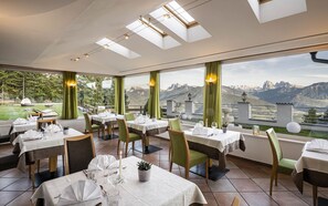 Restaurant - Granpanorama Wellness Hotel Sambergerhof (Villandro)
