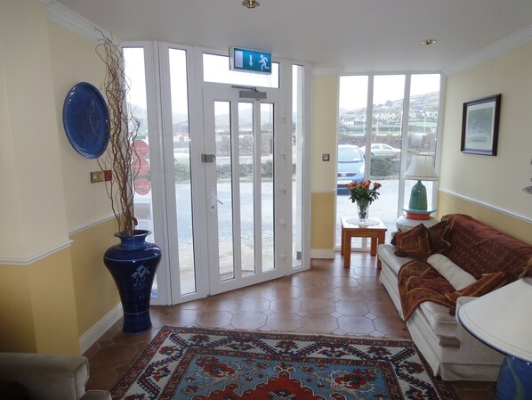 Reception - Bamburys Guesthouse (Dingle)