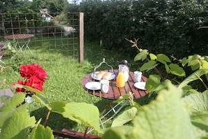 每日供应即点即煮早餐（每人 DKK 70）