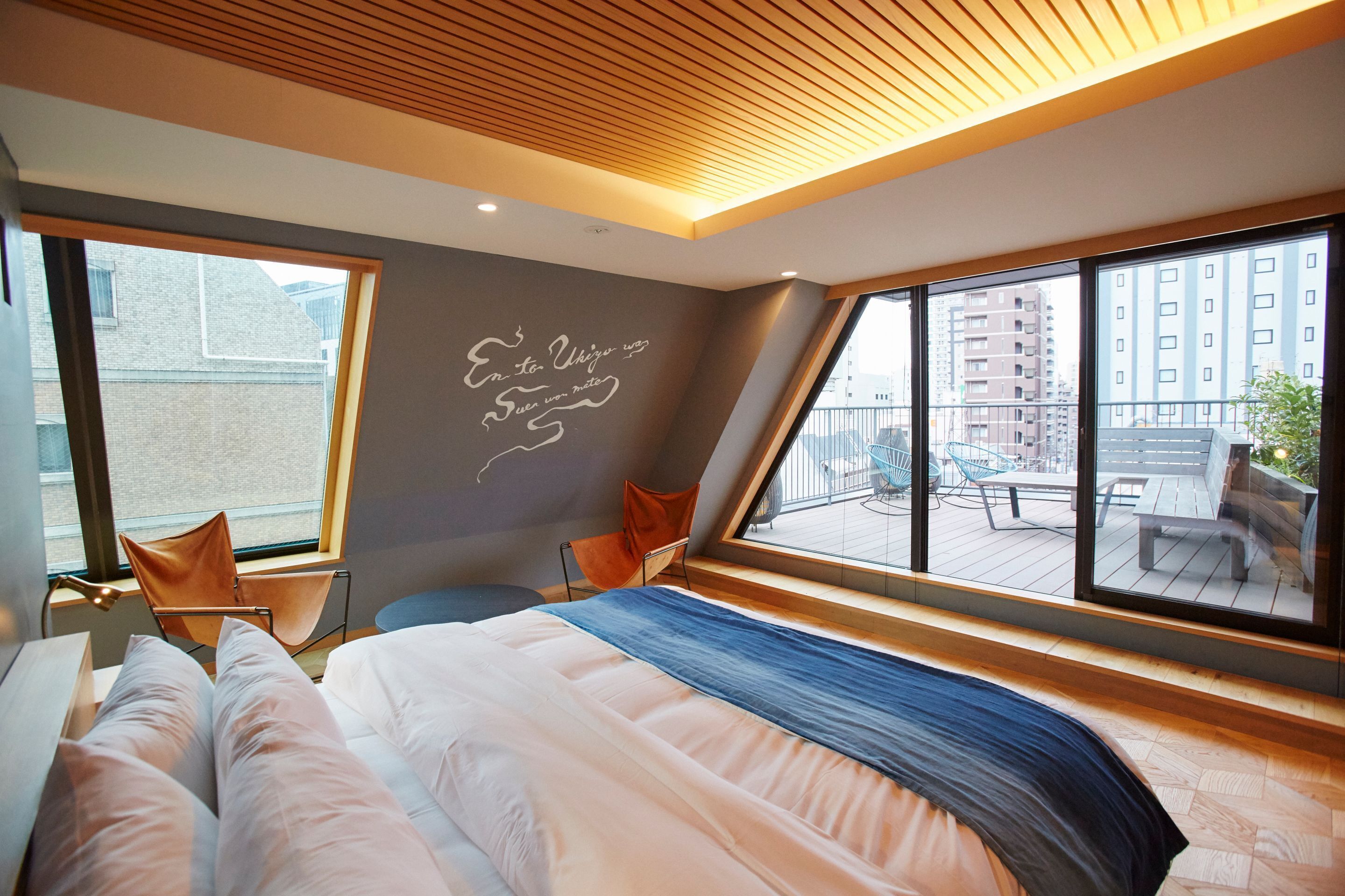 1 bedroom, in-room safe, individually decorated, individually furnished