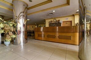 Reception - OYO 361 Al Janoub Hotel (Riyadh)