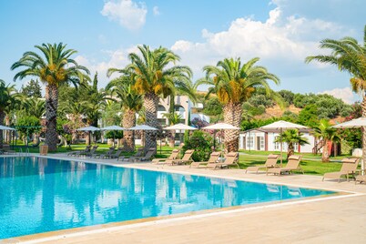 Club Beyy Resort Hotel